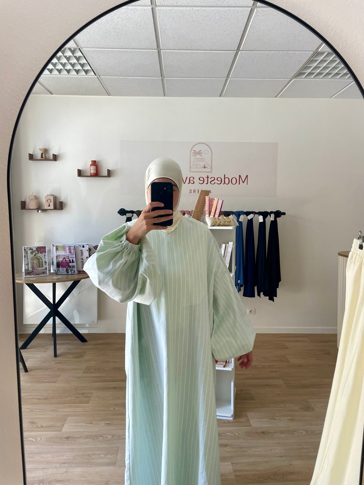 Robe Halima Modeste avenue